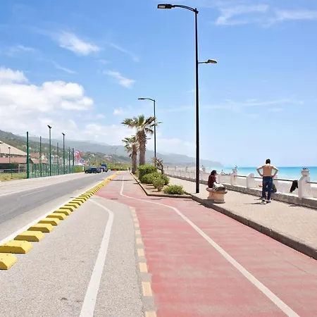 Apartment In Marina With Wifi *