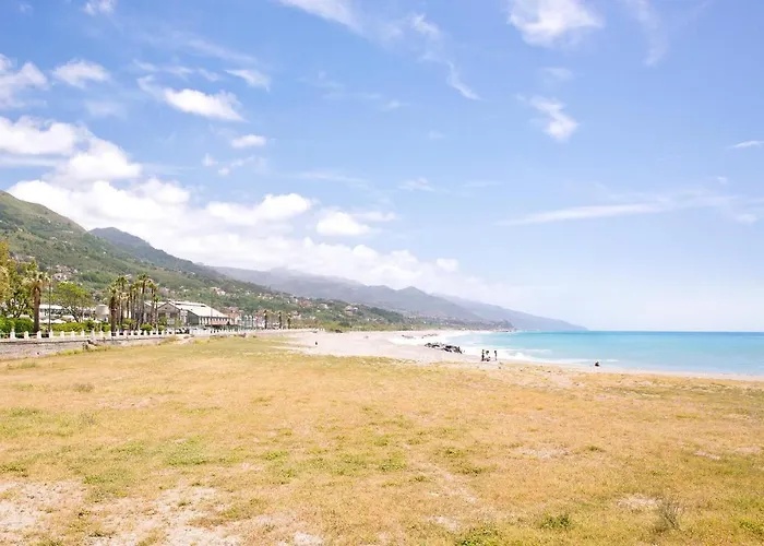 Apartamento Lovely In Marina